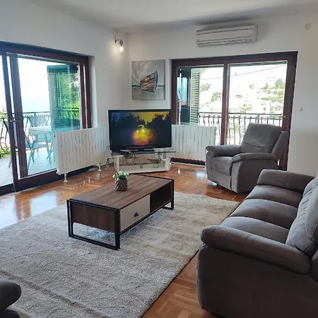 Apartment Apartman Aurelia Podstrana